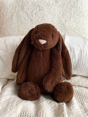 𝖩𝖤𝖫𝖫𝖸𝖢𝖠𝖳 Large [Retired] Bashful Fudge Bunny